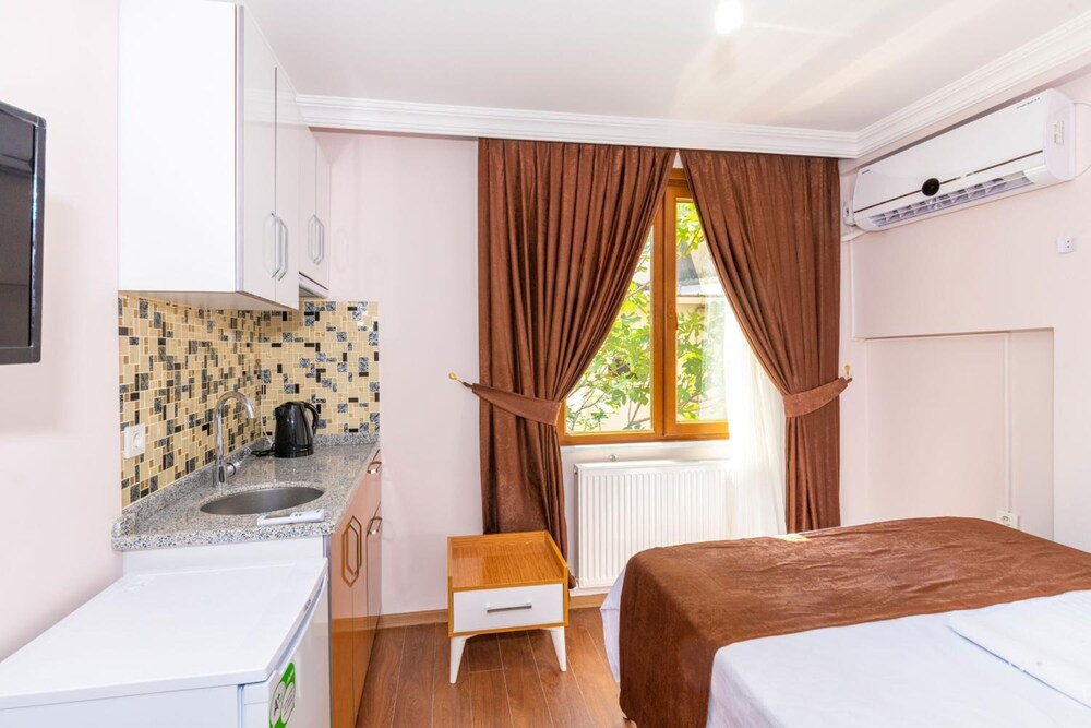 Tavra Hotel 22/34