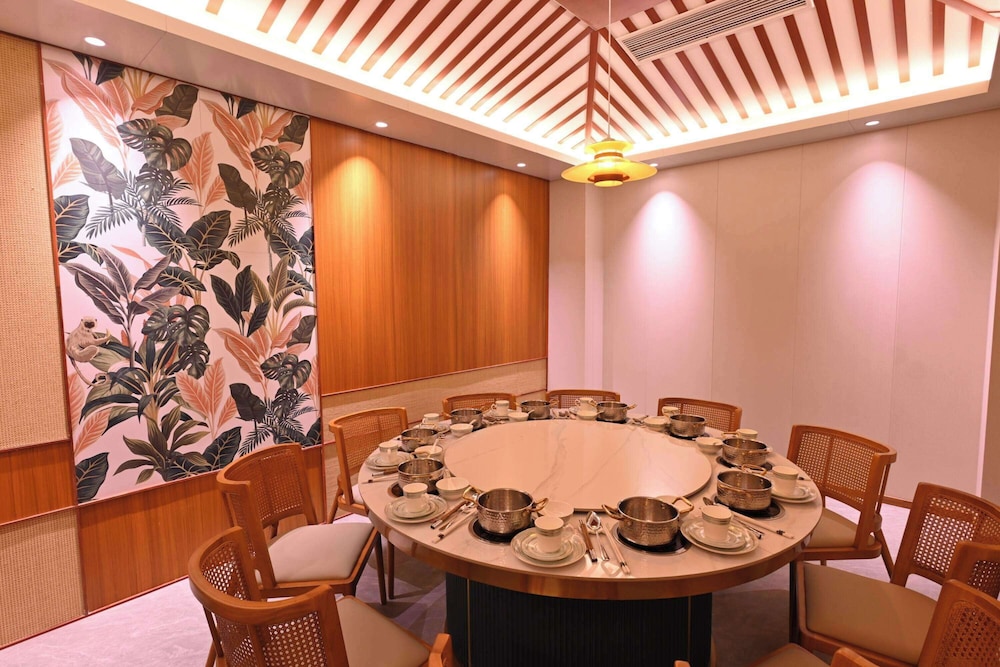 Wingate By Wyndham Libo Center 33/41