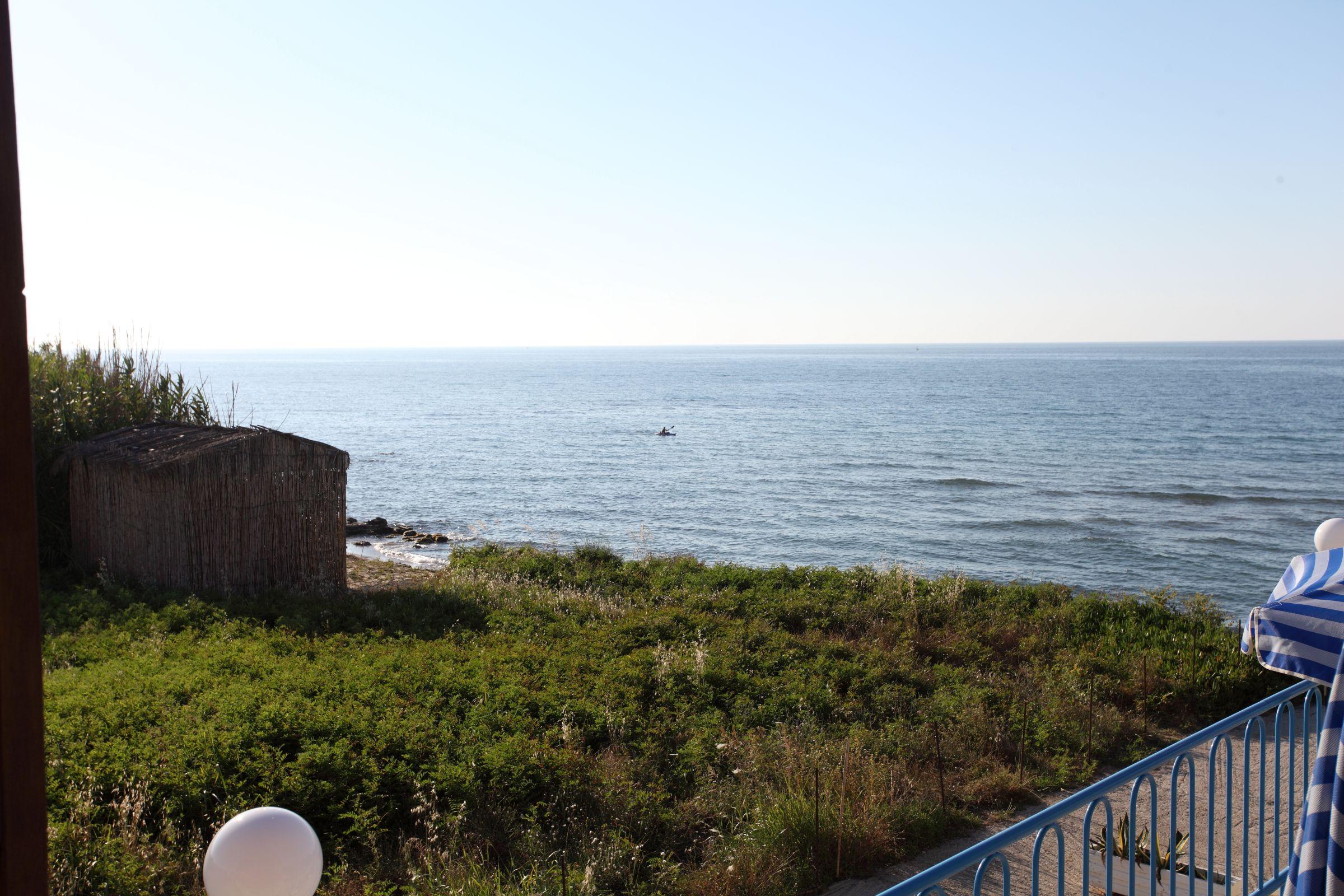 Danaos Beach Apartments 16/21