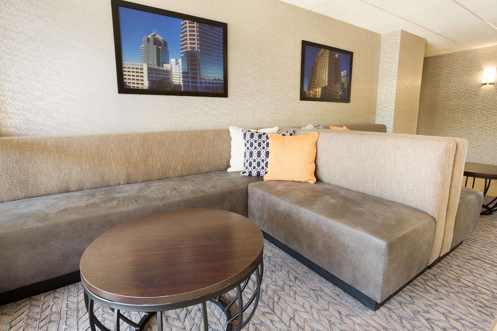 Drury Inn and Suites Greensboro 26/38