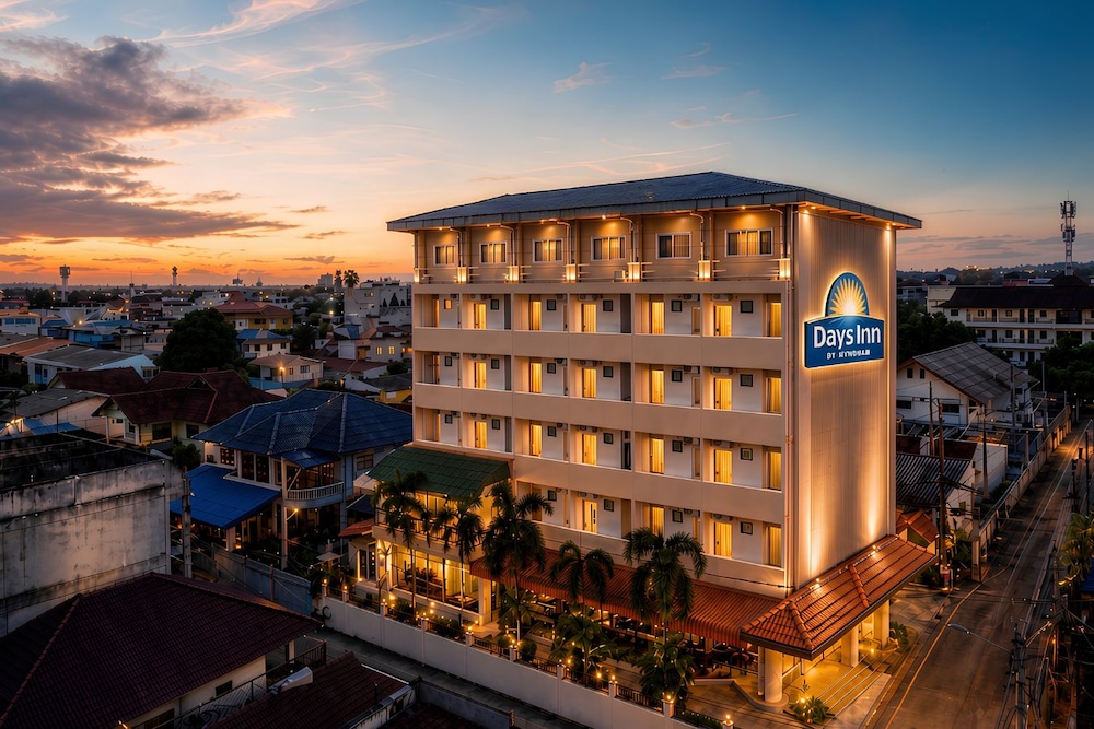 SCN City Hotel 1/50