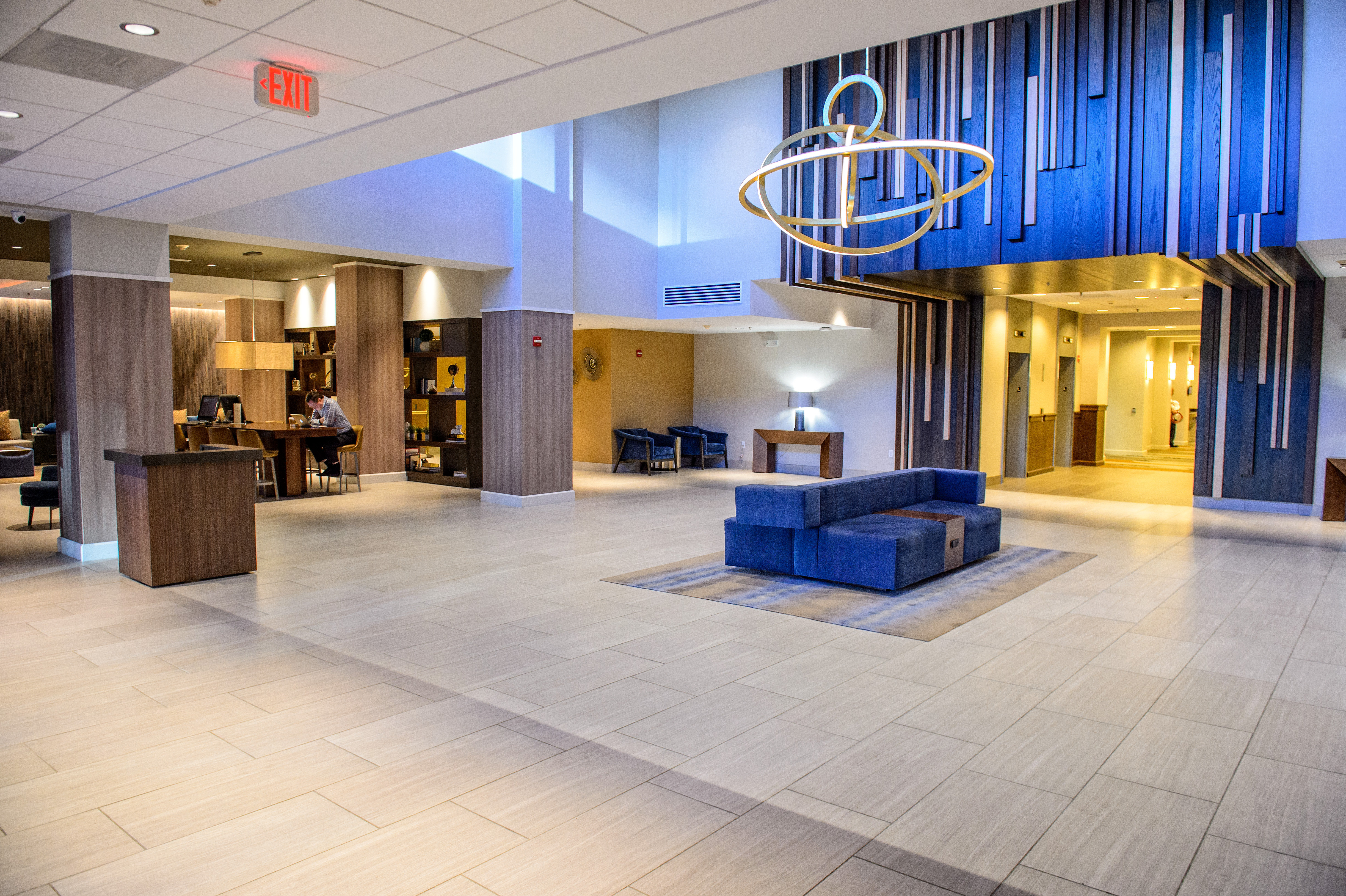 Crowne Plaza Dulles Airport 14/72