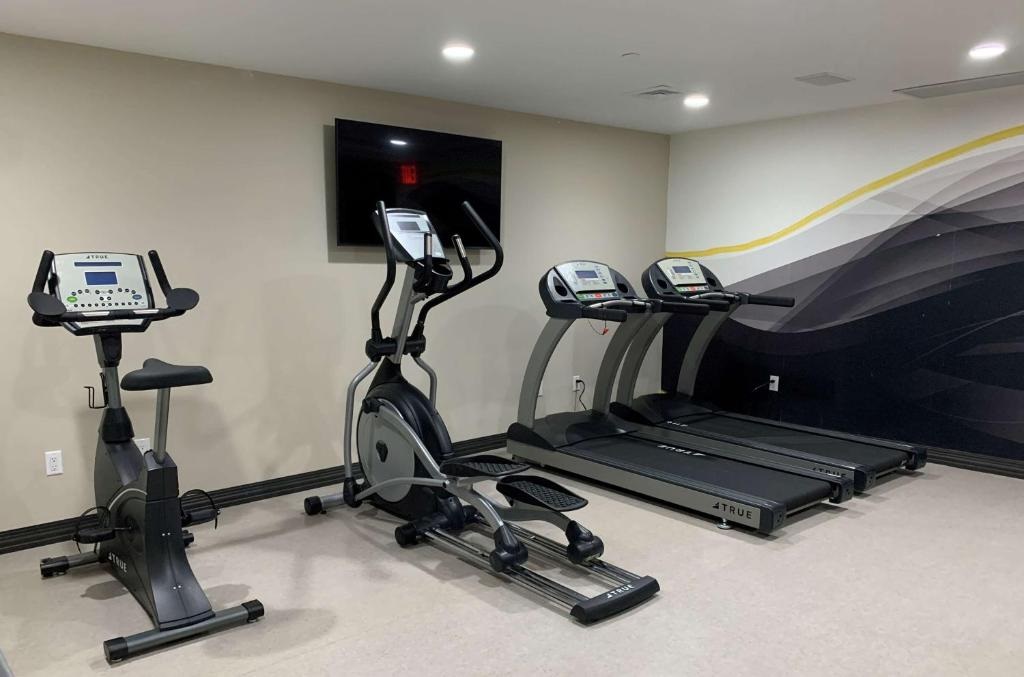 Executive Residency Bronx 20/36