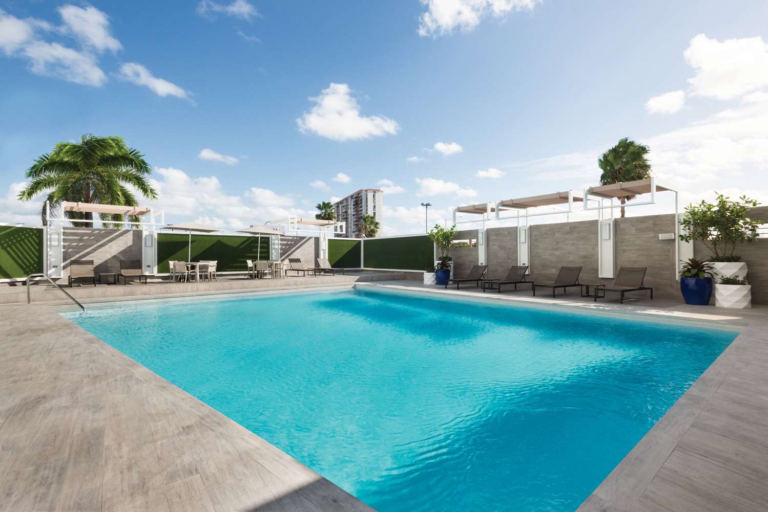Tryp By Wyndham Isla Verde 57/61