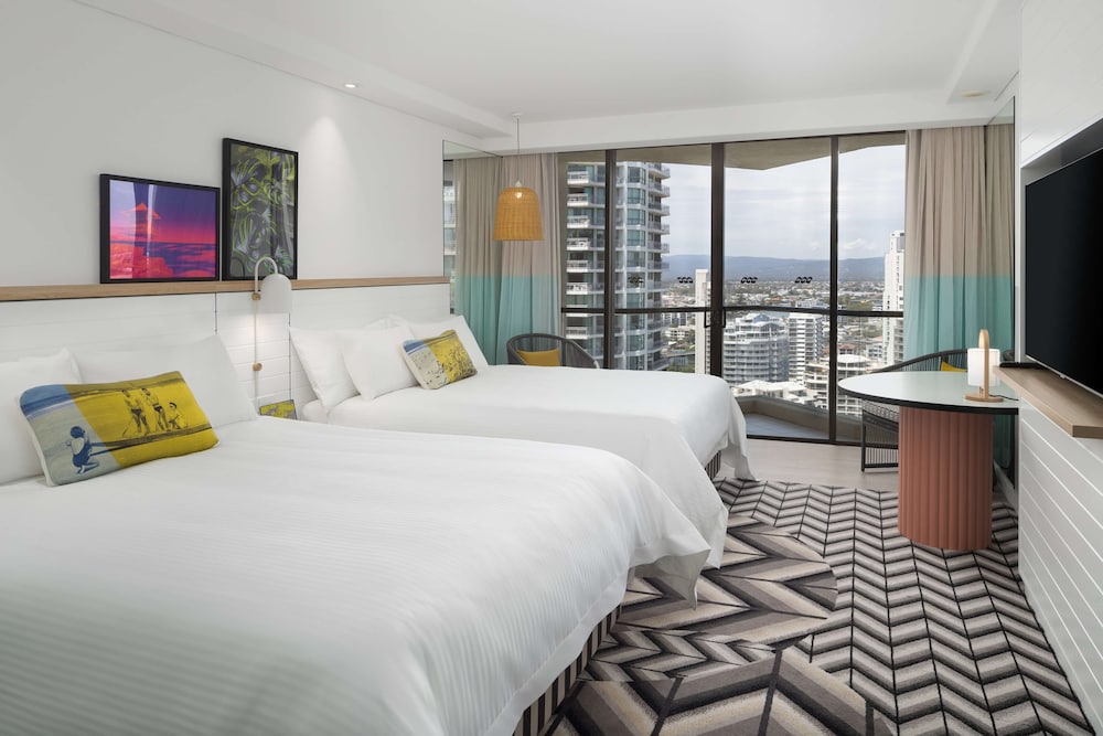Qt Gold Coast 26/76