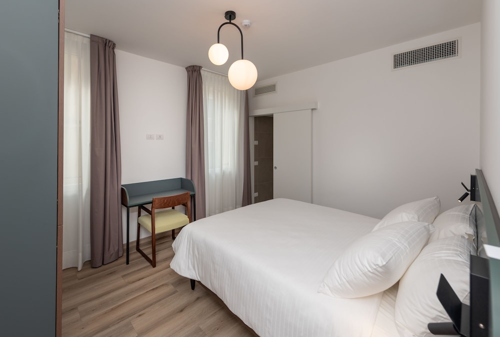 Hotel Canton dell Orto 5/33