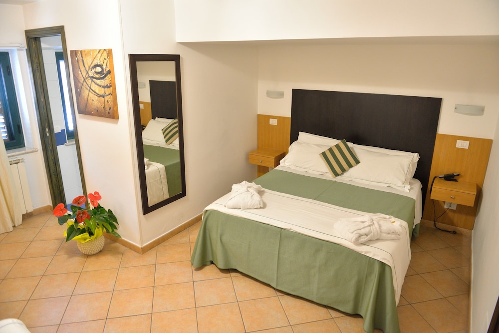 Hotel La Pensione Svizzera 19/79
