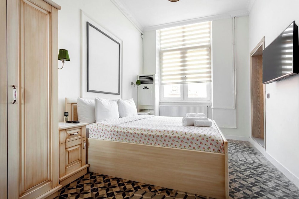 Cezayir Rooms 34/60