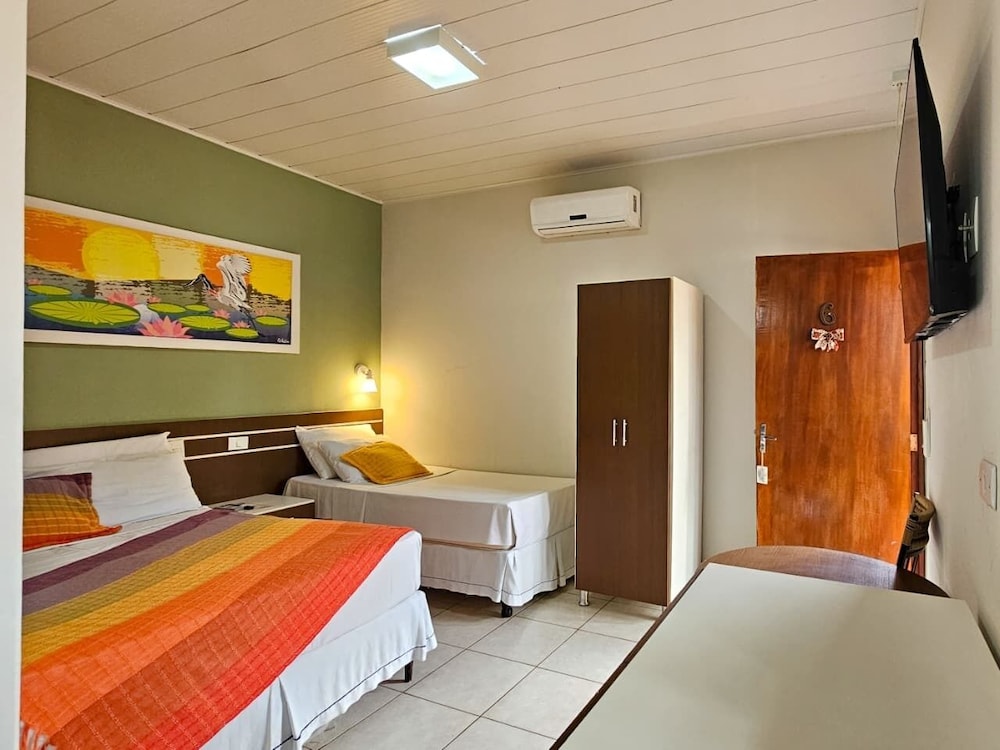 Pantanal Hotel 6/30