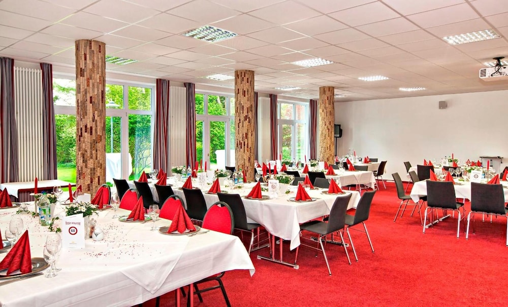 HOTEL SONNENGARTEN 47/60