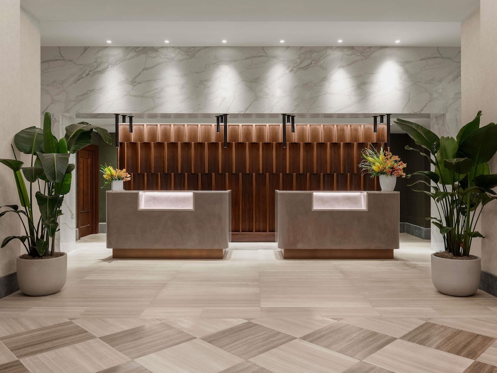 Sofitel Philadelphia at Rittenhouse Square 7/69