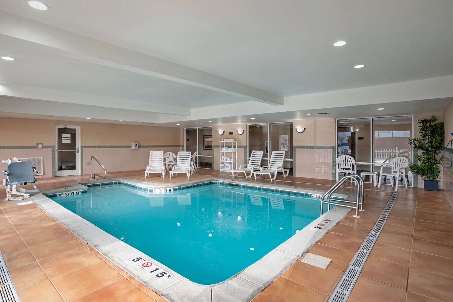 Comfort Suites Foley - North Gulf Shores 18/26