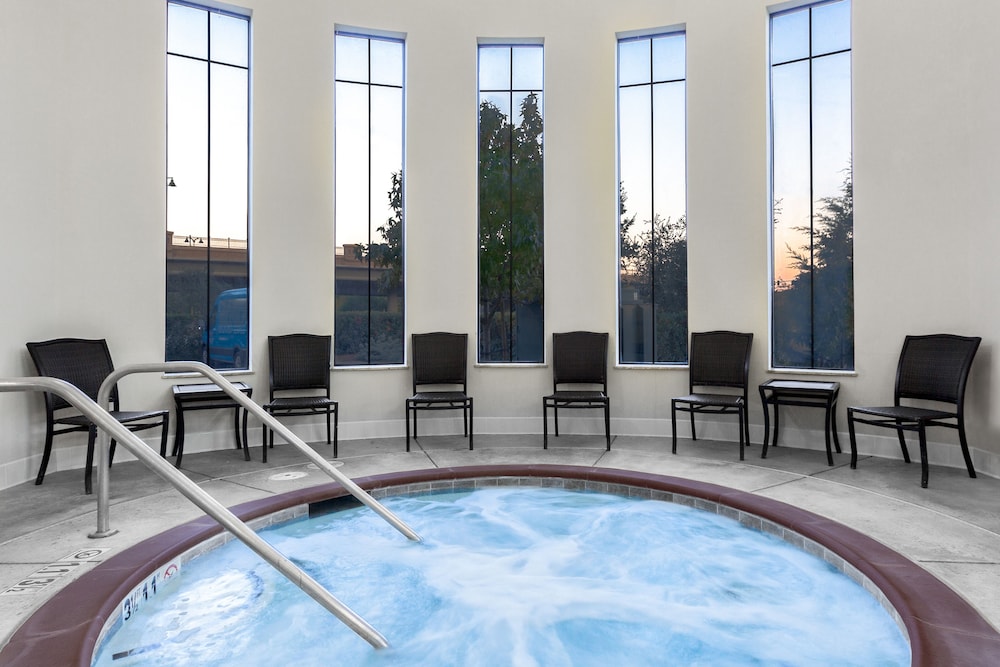 Hampton Inn And Suites San Luis Obispo 3/49
