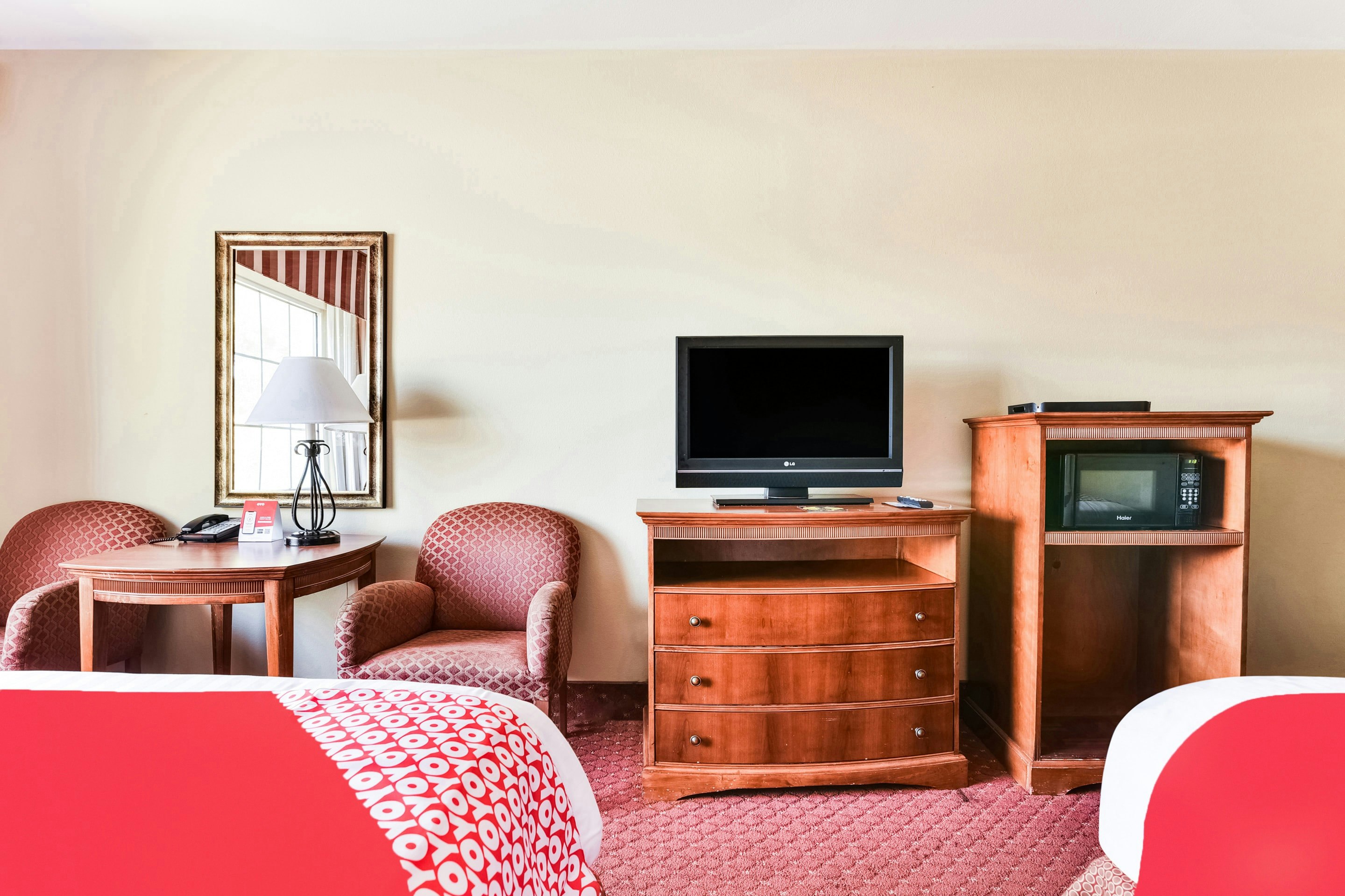 Oyo Townhouse Oklahoma City Airport 63/77