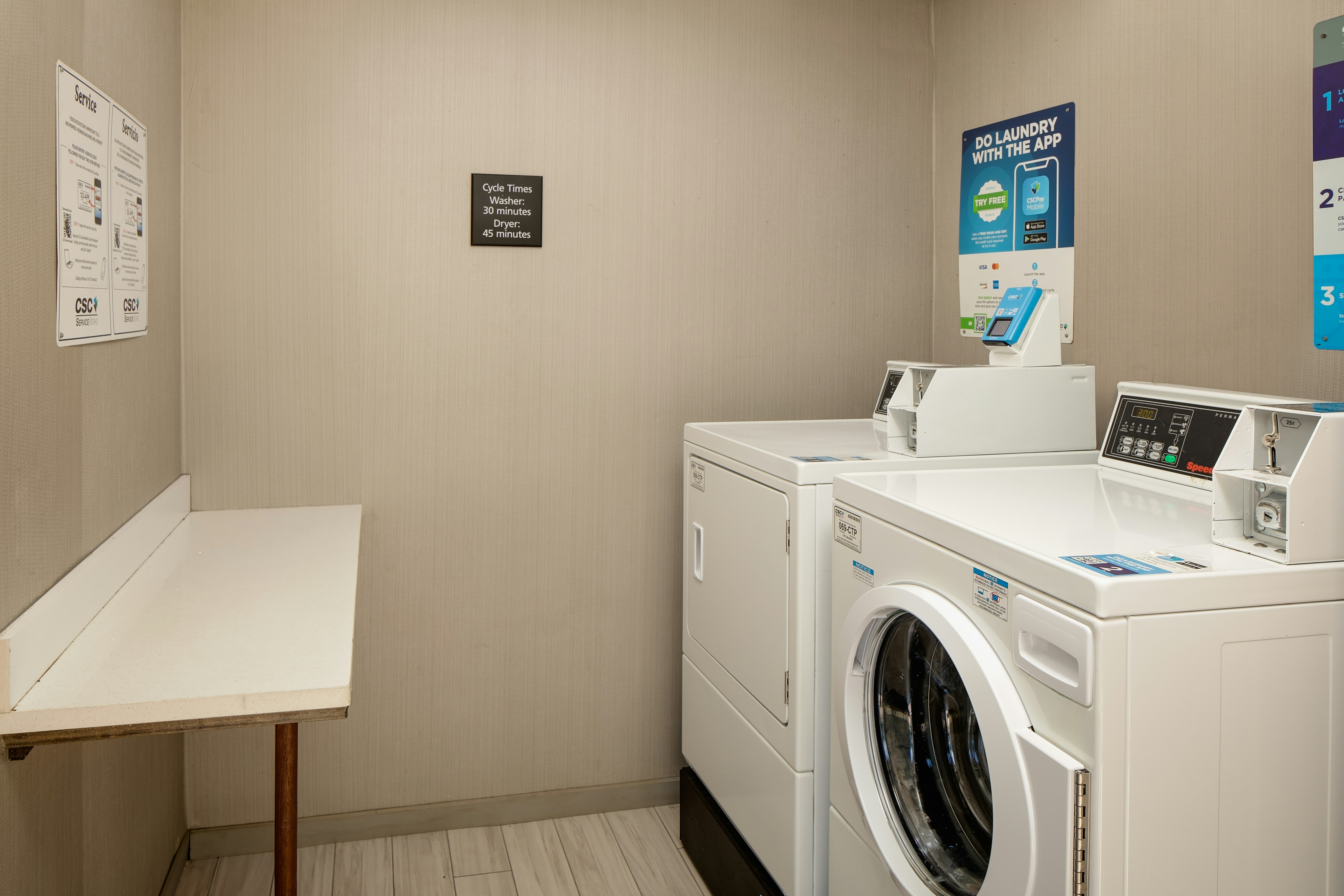 Hampton Inn & Suites Nashville-Airport 10/75