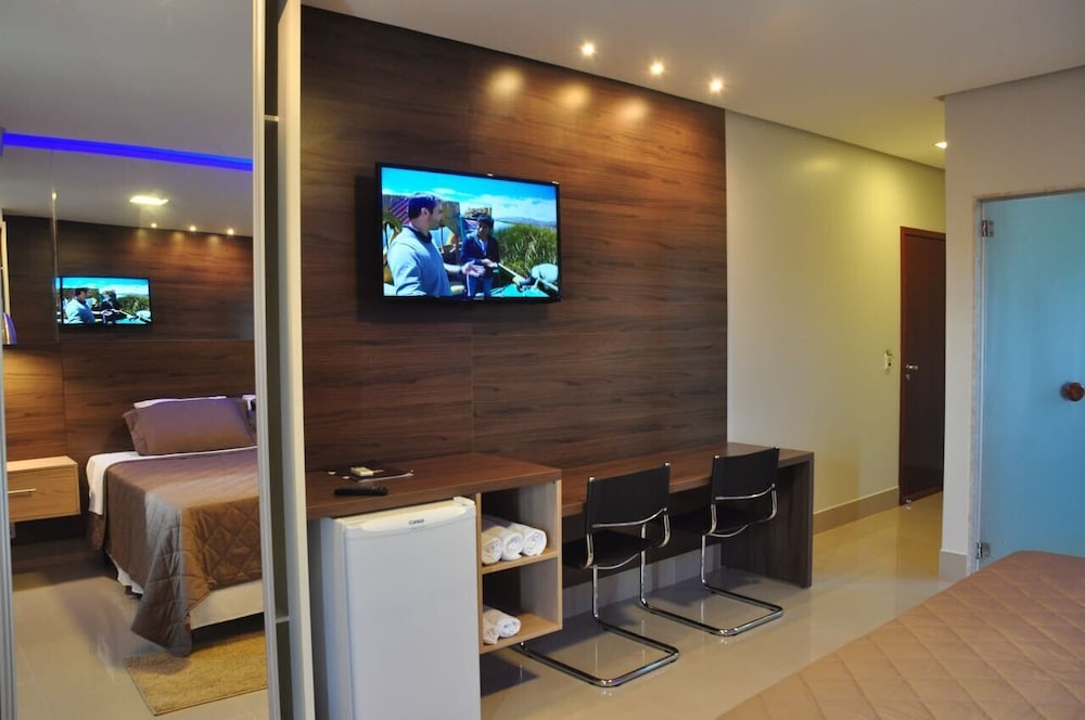 Kamur Plaza Hotel 24/41