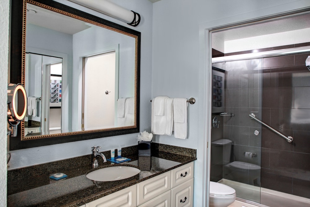 HYATT HOUSE MORRISTOWN 74/77