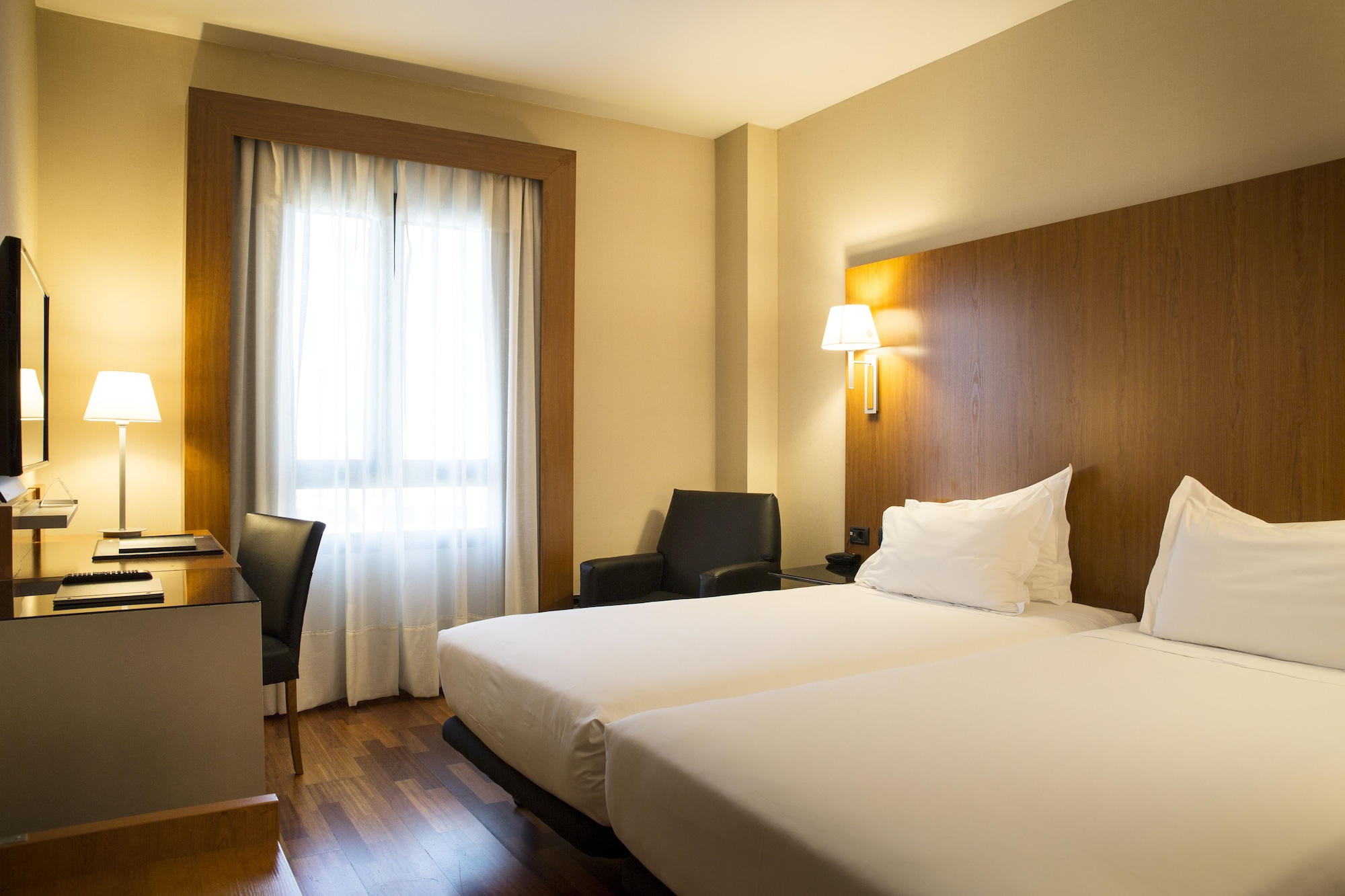 CLASSIC, TRIPLE, DOUBLE BED, WITH EXTRA BED