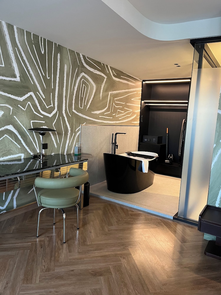 Hotel Sapin 5/63