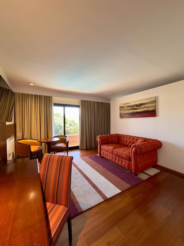 Neper Select Hotel 31/36