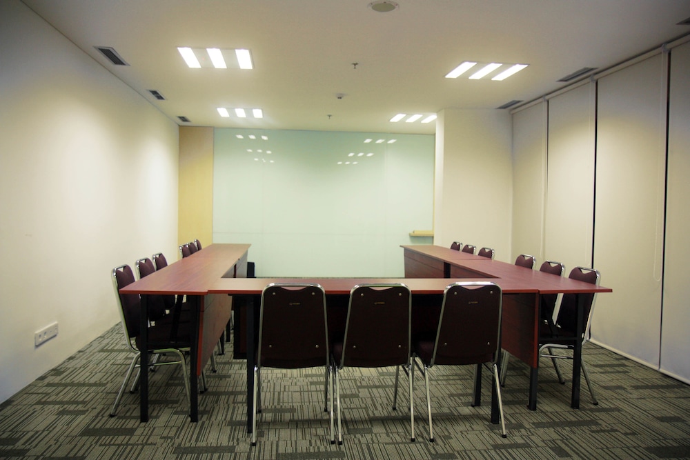 Zest Bogor by Swiss-Belhotel International 31/35