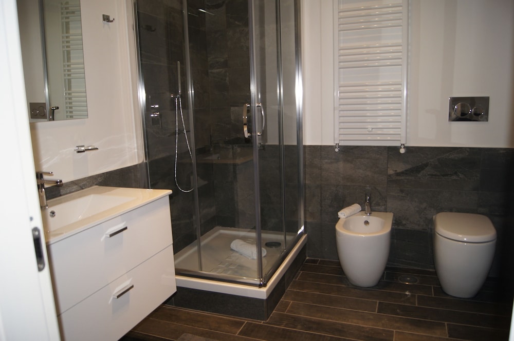 Arch Rome Suites 26/75