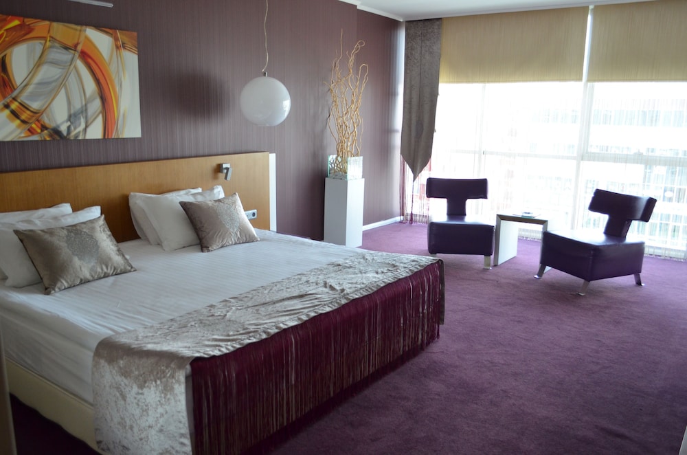 City Hotel Ankara 15/67