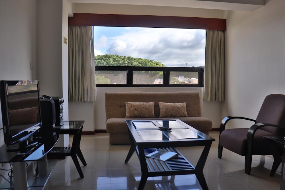 Suites Jardin Imperial 45/63