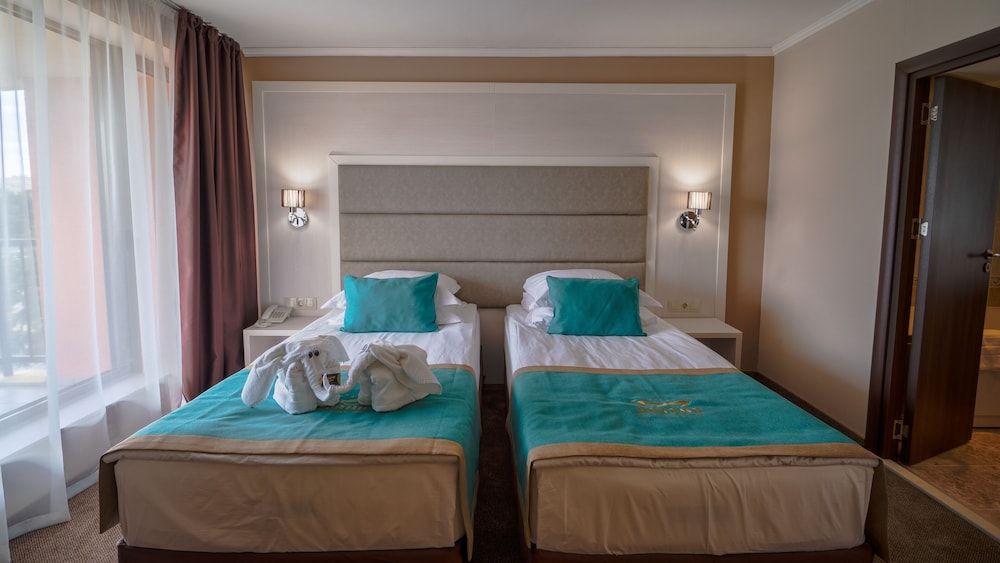 Havana Casino Hotel And Spa 10/42