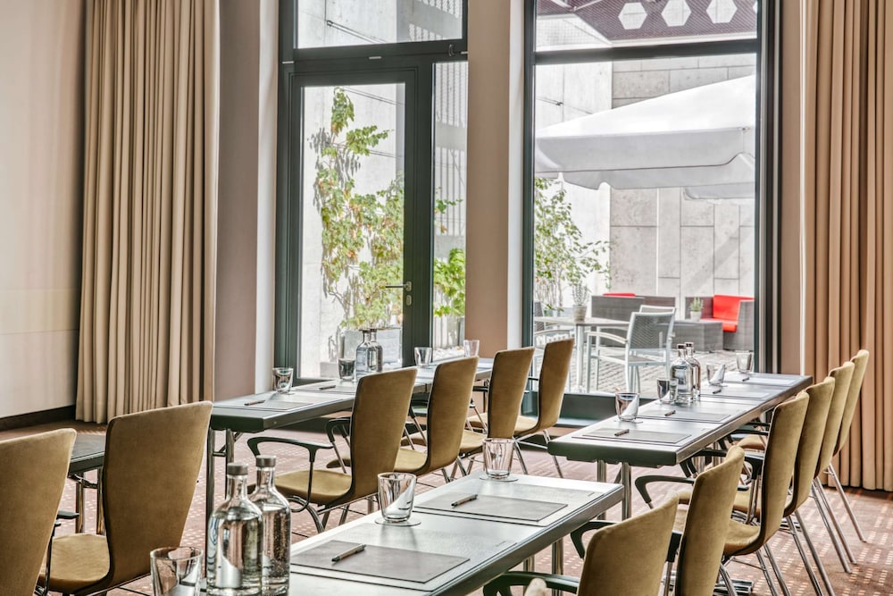 Intercityhotel Dresden 50/59