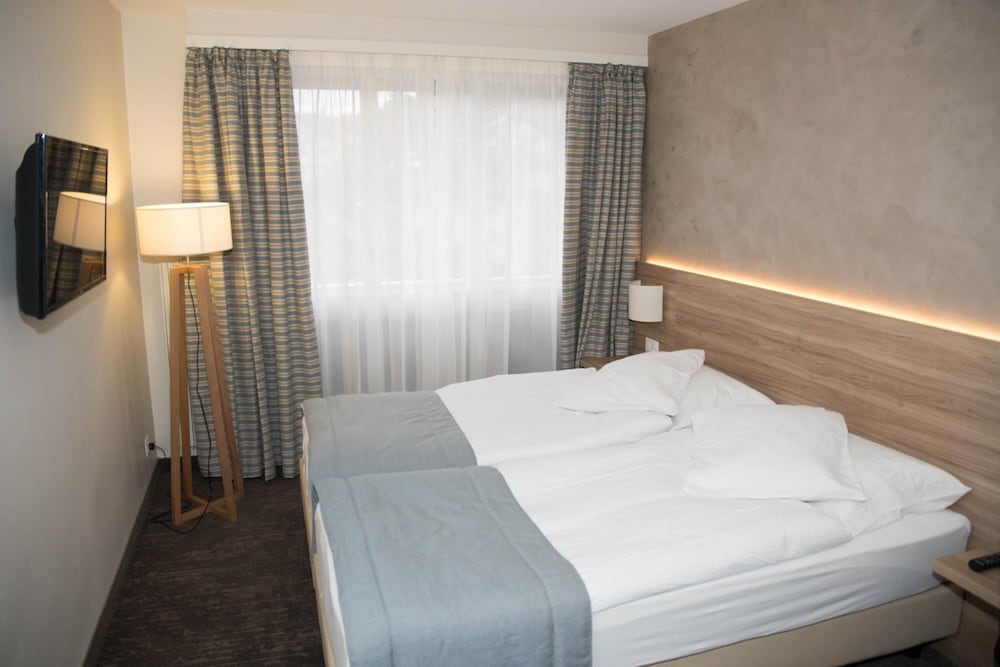 Hotel de Chailly 18/49