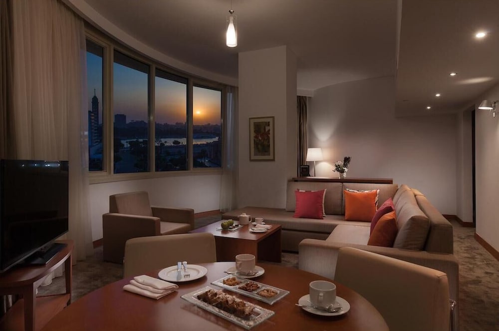 Steigenberger Hotel El Tahrir 48/73
