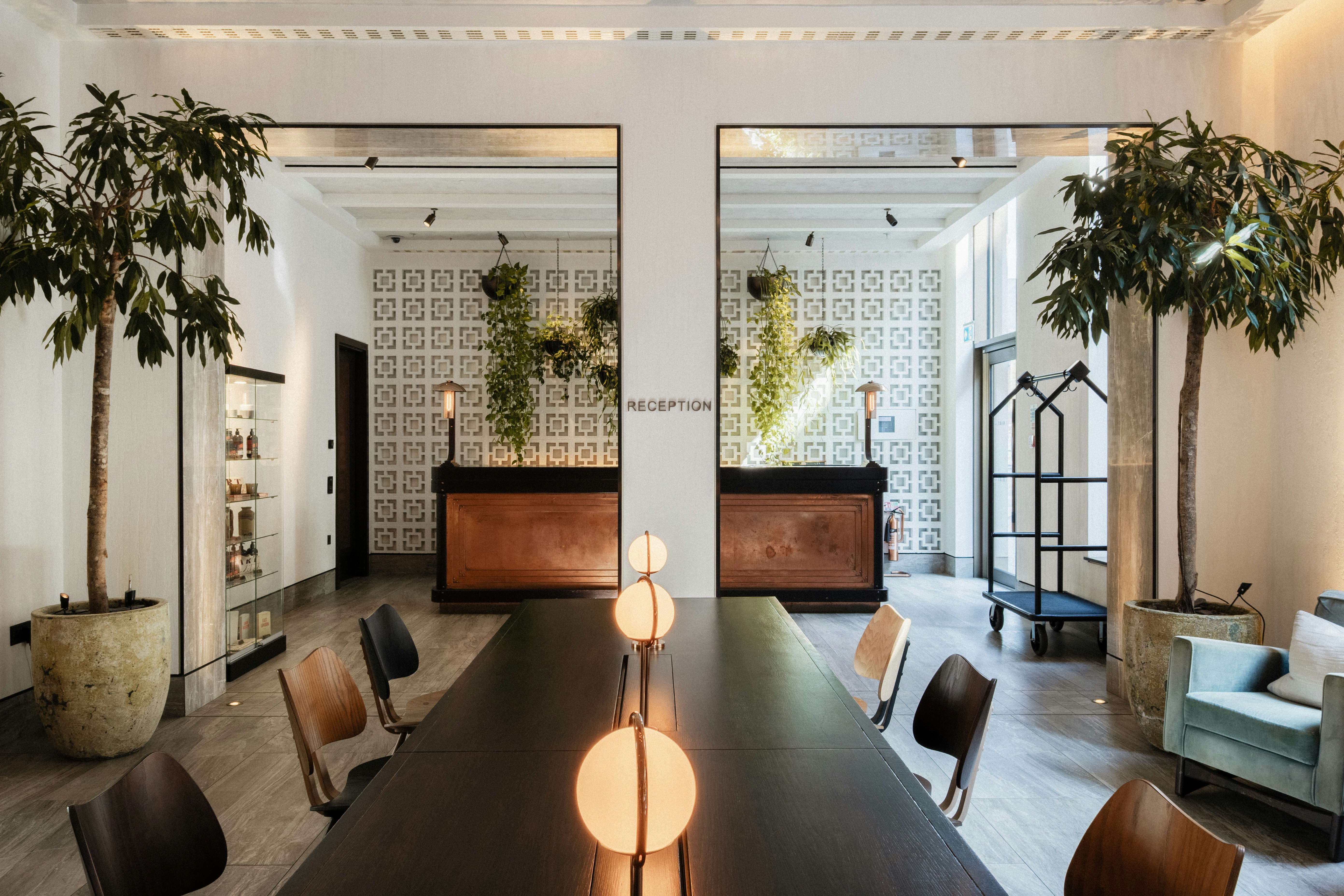 Hart Shoreditch Hotel London Curio Collection by Hilton 29/54