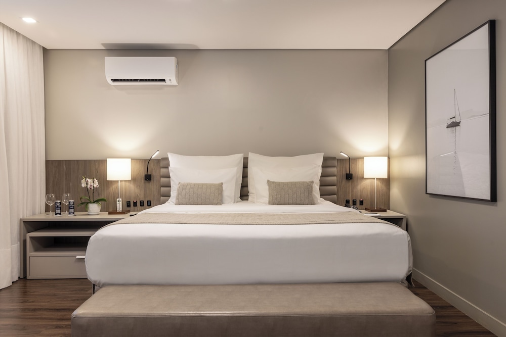 PREMIUM, SUITE, SEA VIEW