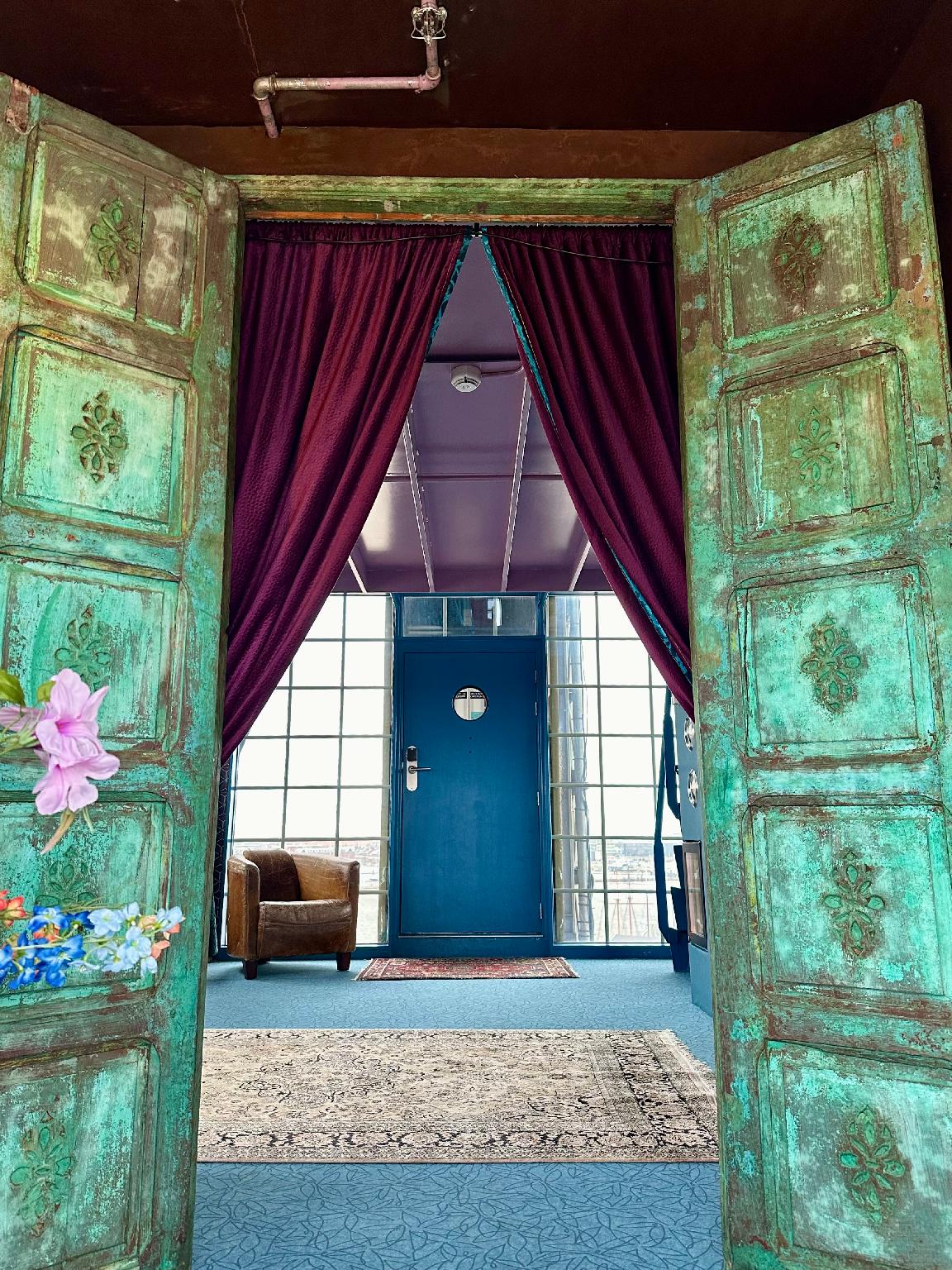 Secret, Suite