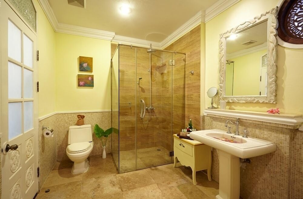 VILLA SANTI HOTEL 30/32