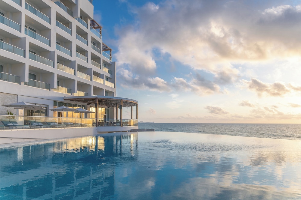 Sun Palace - Adults Only 6/49