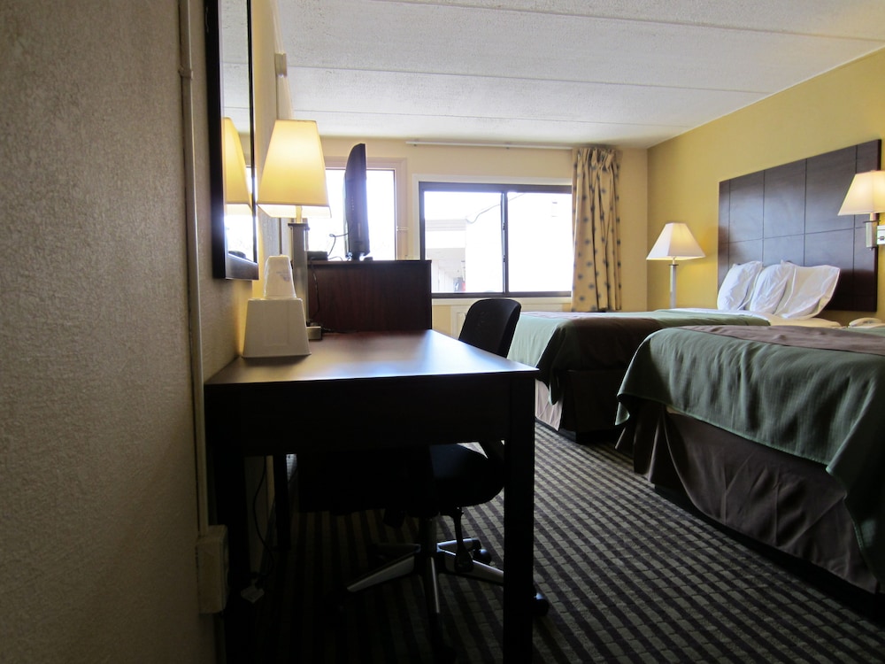 Americas Best Value Inn Central Valley 17/42