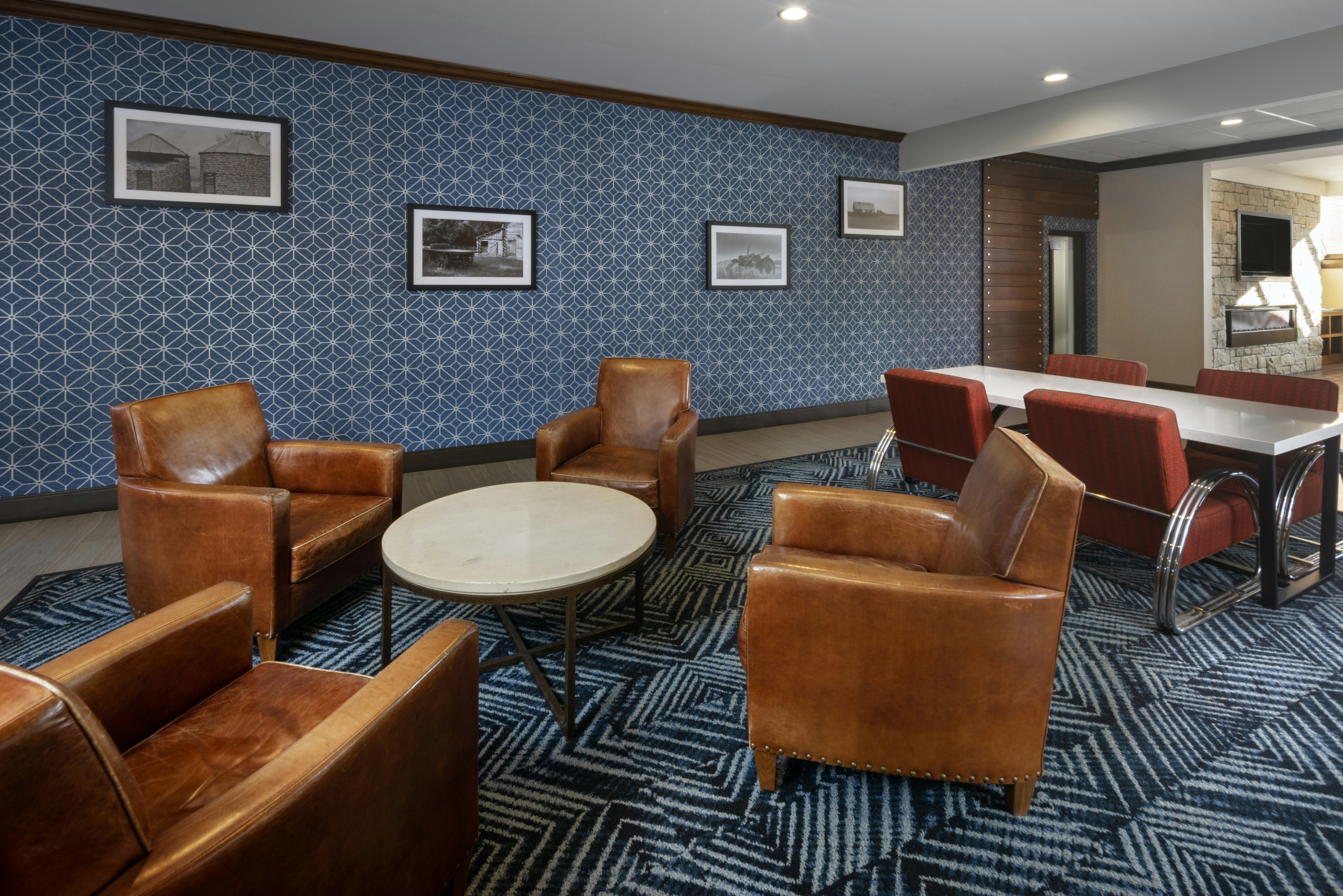 DoubleTree by Hilton Manhattan, KS 20/29