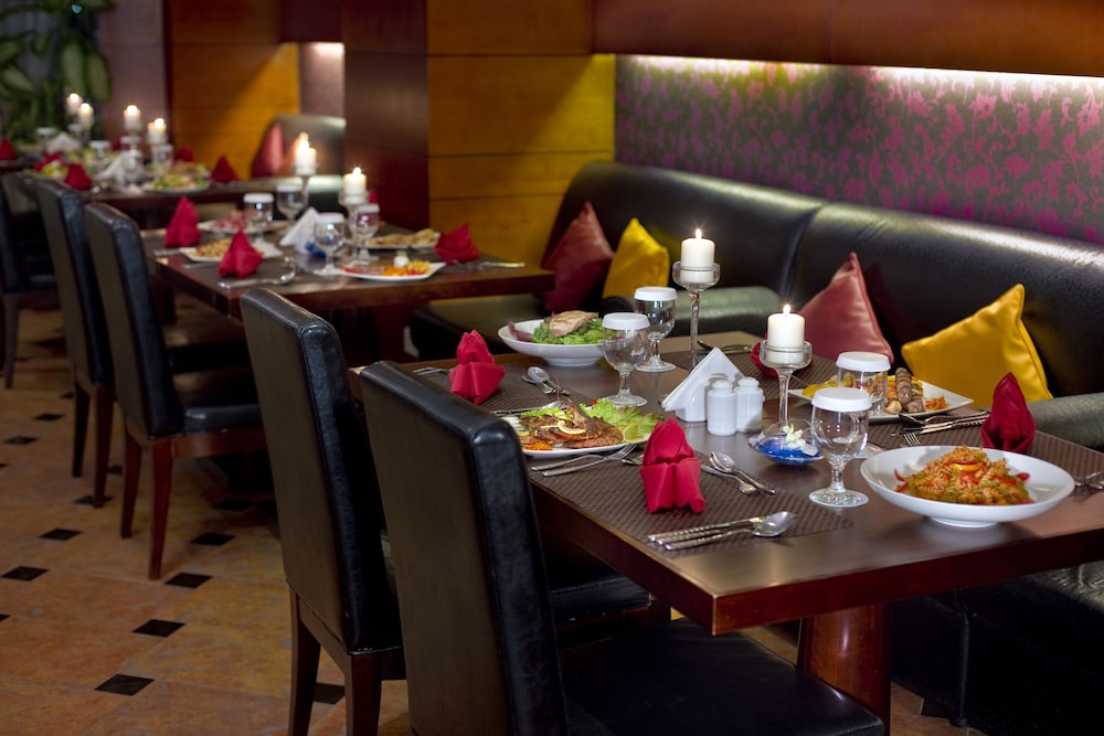 Corp Executive Hotel Doha Suites 36/50