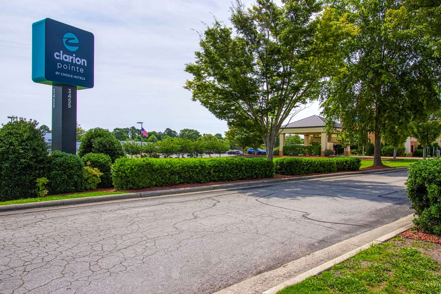 Clarion Pointe New Bern 34/37