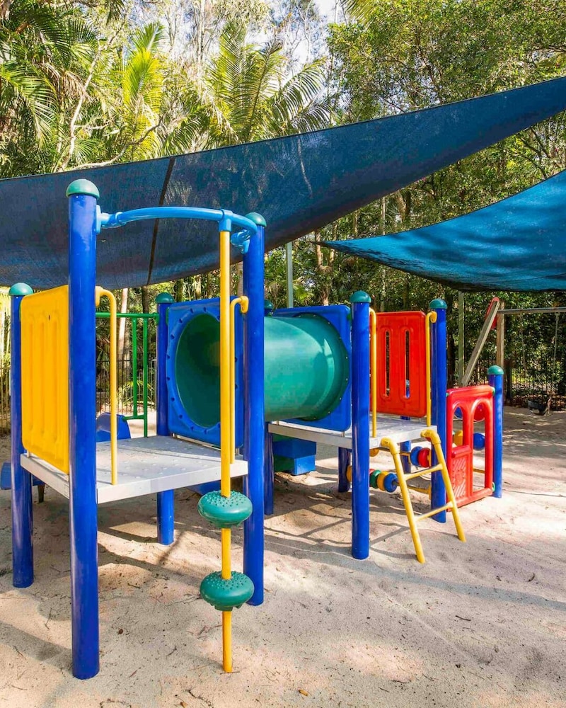 BreakFree Aanuka Beach Resort 58/69