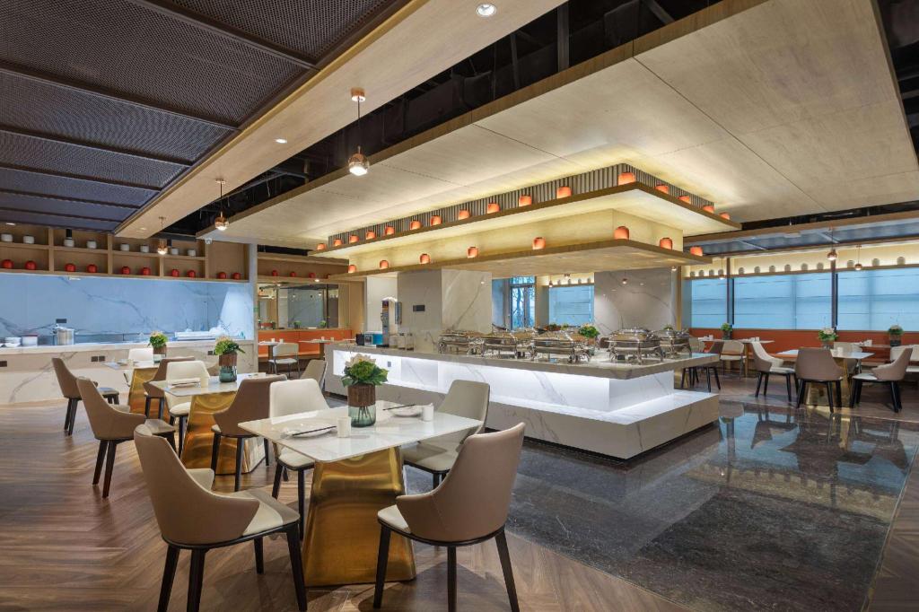 Days Hotel by Wyndham Changsha Huanghua Intl Airport 22/25