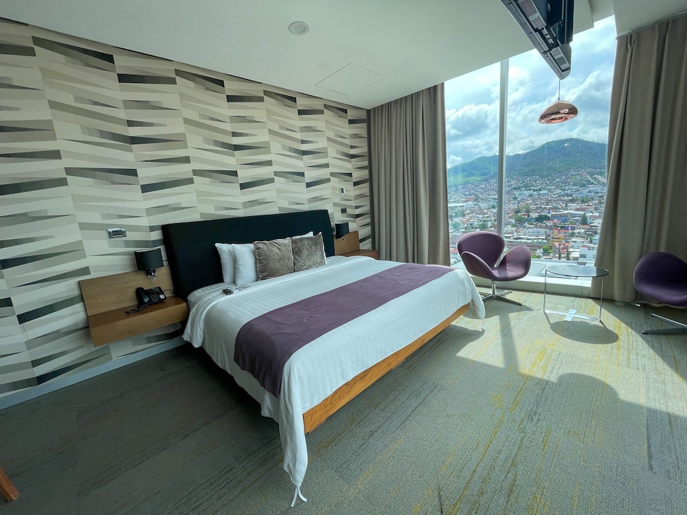 Hotel Belo Grand Morelia 25/55