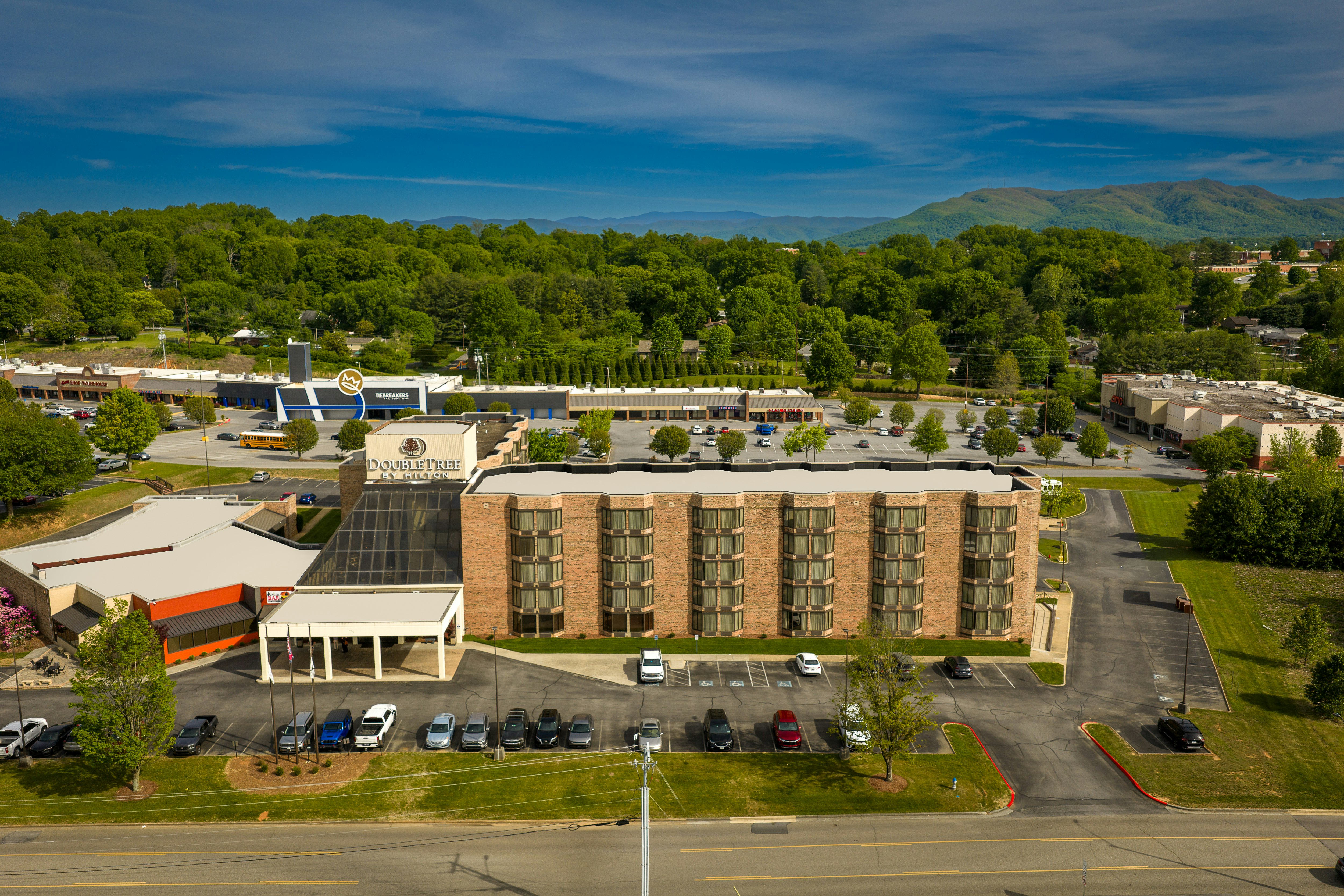 DoubleTree by Hilton Hotel Johnson City 2/61
