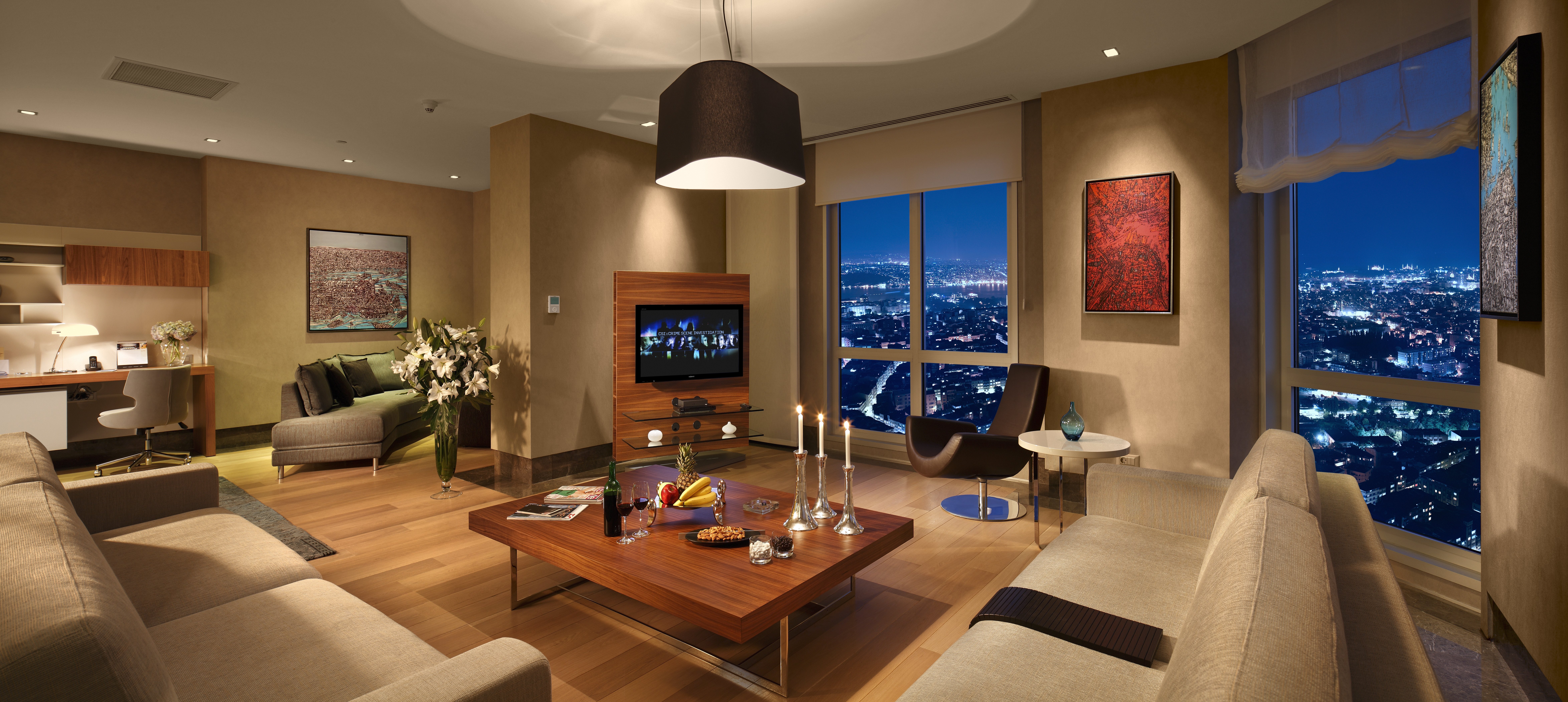 Anthill Suites 36/56