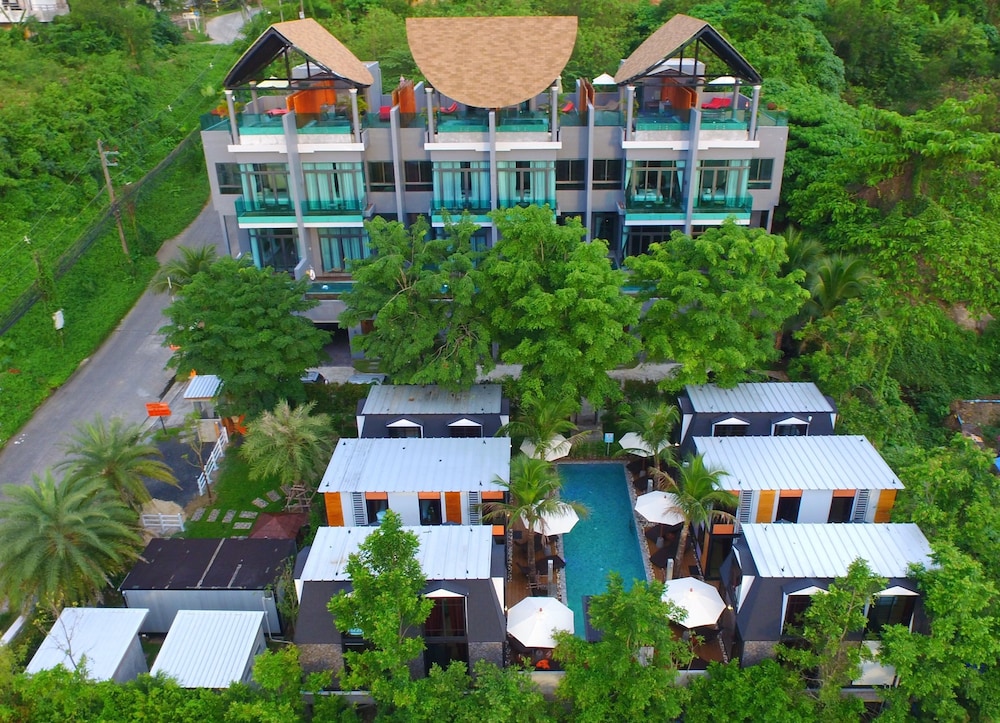 Bukit Pool Villas 2/44