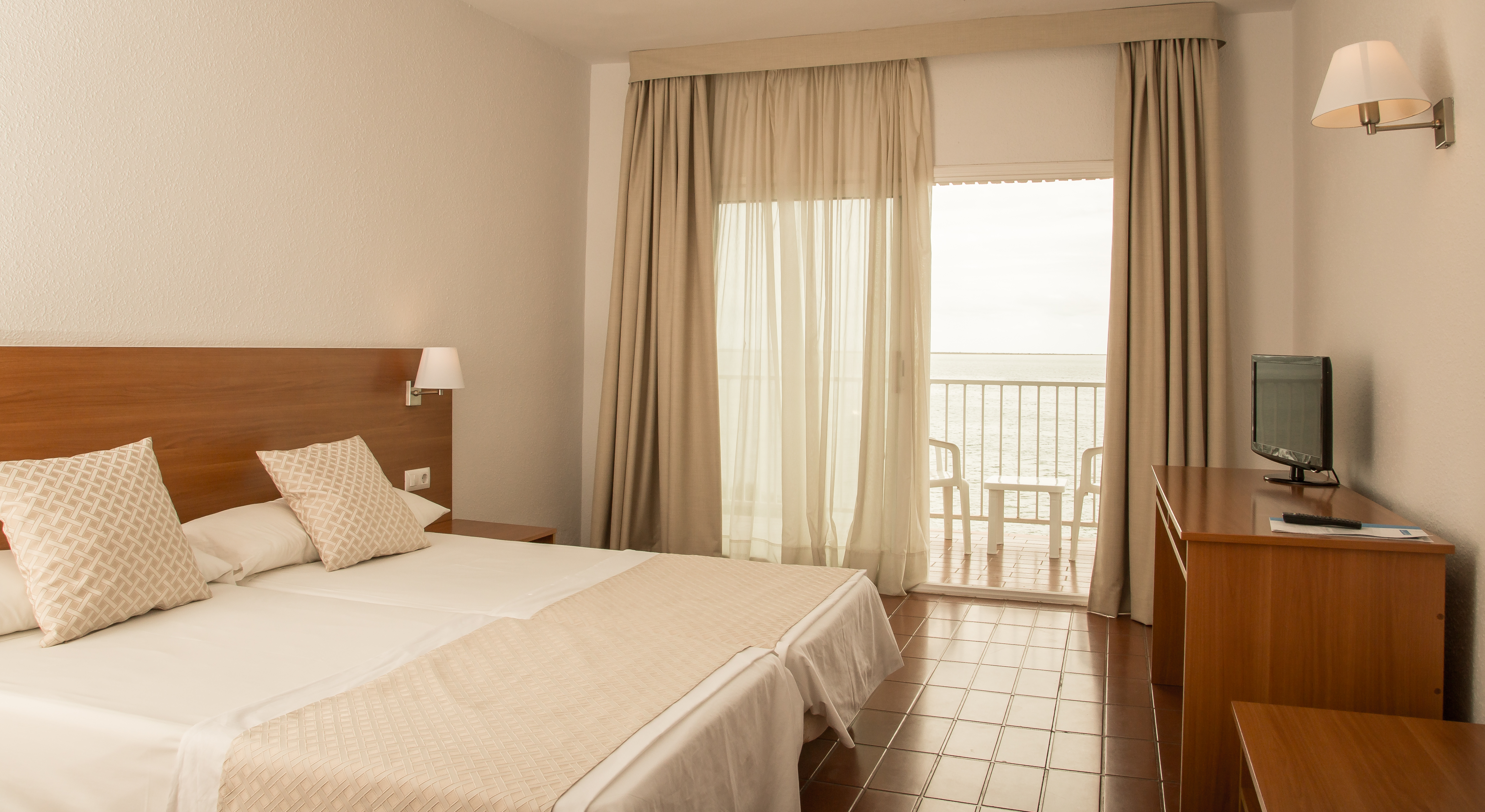 Carlos Iii Hotel 6/56