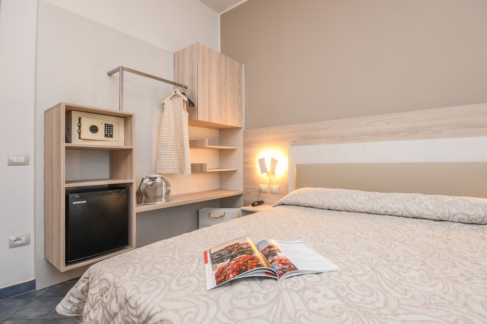 Hotel Riel 34/73