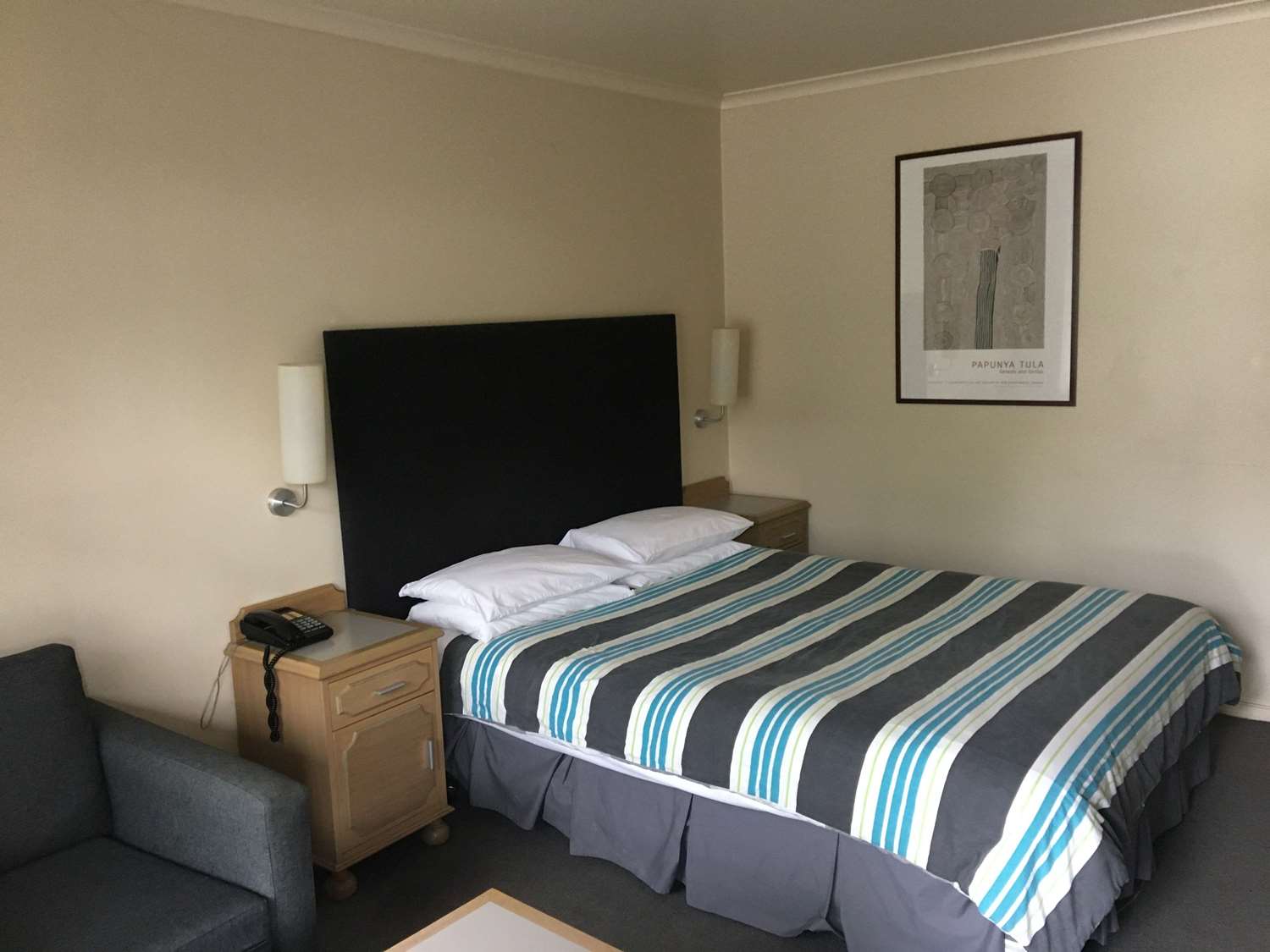 لوفت تنفيذي بسرير كوين بحوض جاكوزي، Best Western the Tudor Box Hill 2/4